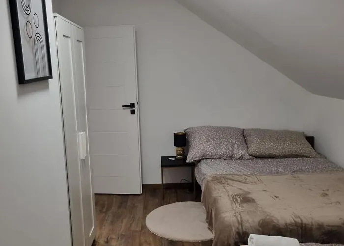 Pustelnika Nad Brennica 브렌나